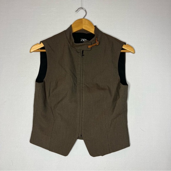 Zara Jackets & Blazers - Zara Brown Check Zip Up Women’s Business Casual Vest Size M